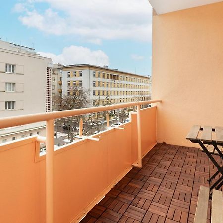 Cozy Pastel Two Bedroom Apartment In Central Gdynia By Noclegi Renters Bagian luar foto