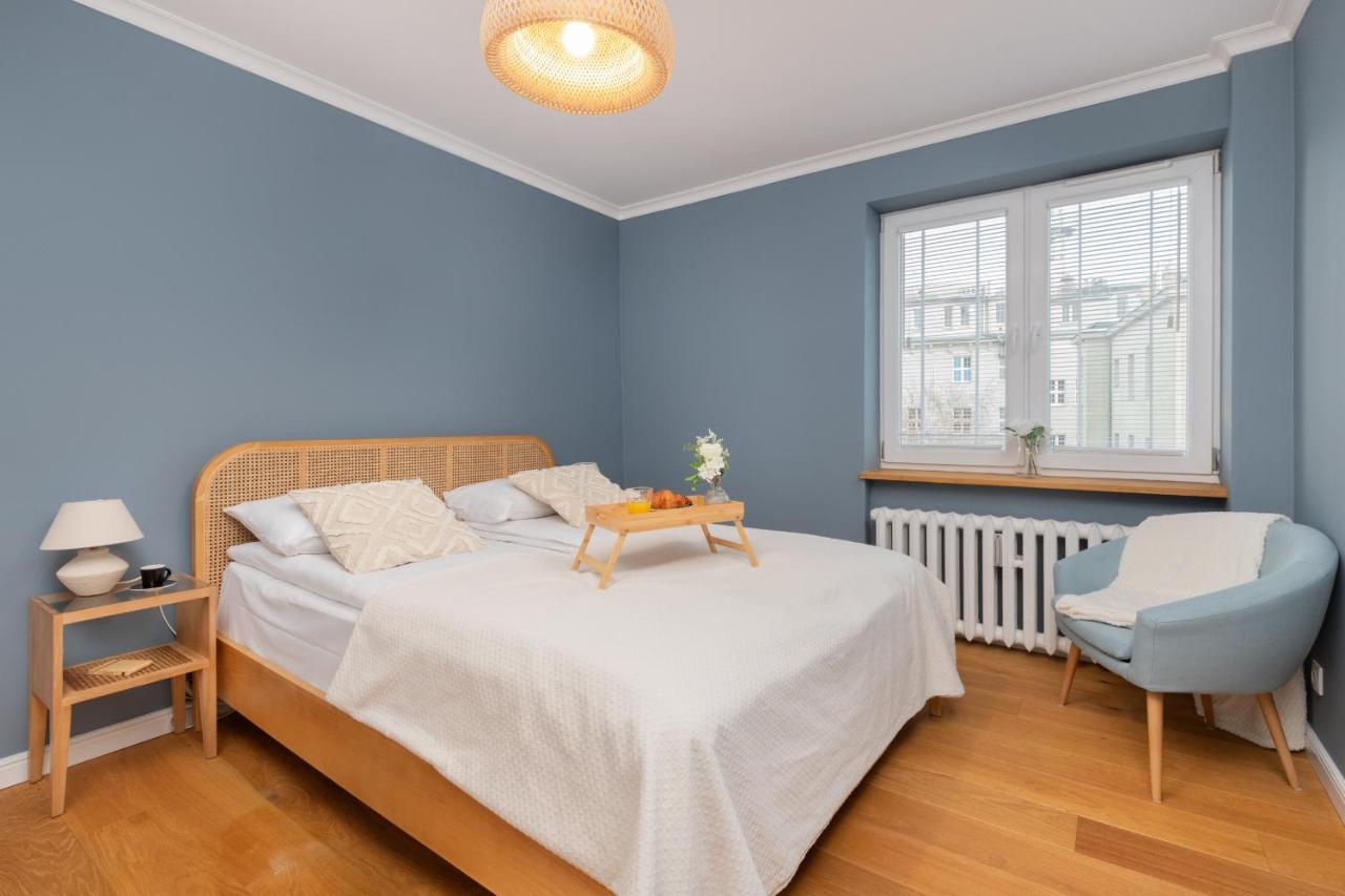 Cozy Pastel Two Bedroom Apartment In Central Gdynia By Noclegi Renters Bagian luar foto